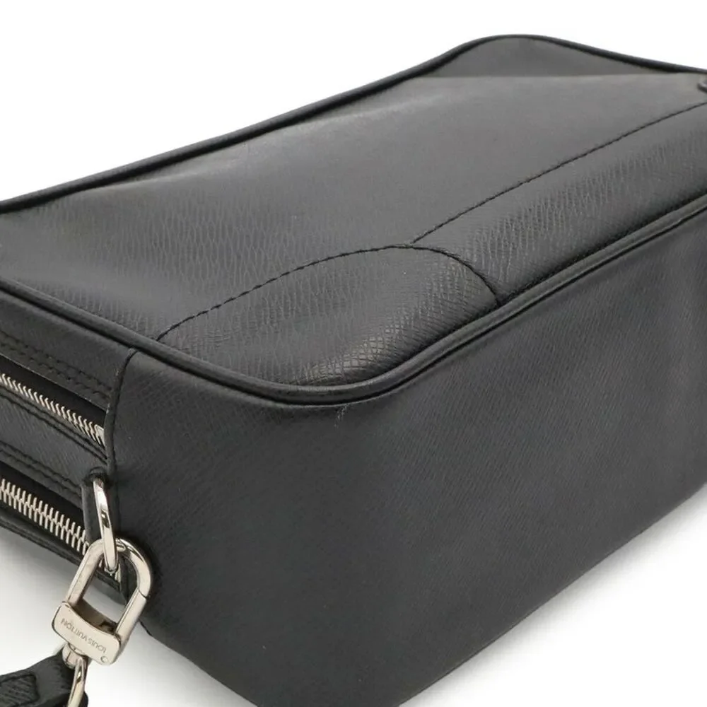 Louis Vuitton Pavel Clutch